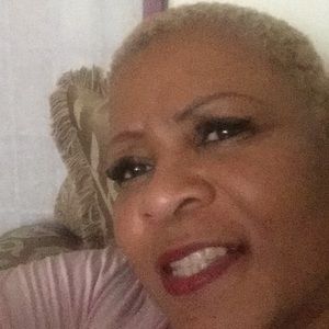 Meet your Posher, Deborah